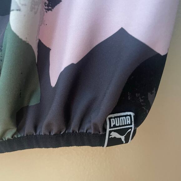 Puma Girls Camo Print Hooded Top & Leggings Set Size Medium (8-10) Pink/Gray - Picture 12 of 16